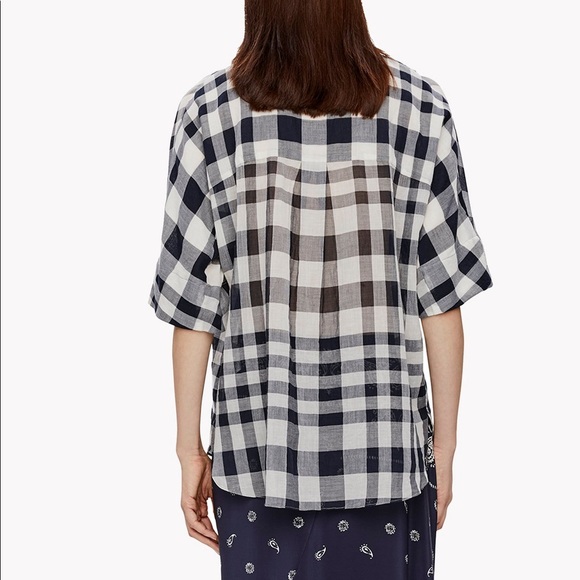 NWOT Theory cotton plaid camp shirt, navy plaid size L - Picture 2 of 8